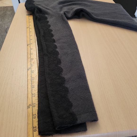 Neiman Marcus 100% Cashmere Whimsigoth Pullover Top Lined With Lace Sleeves S - Picture 6 of 7